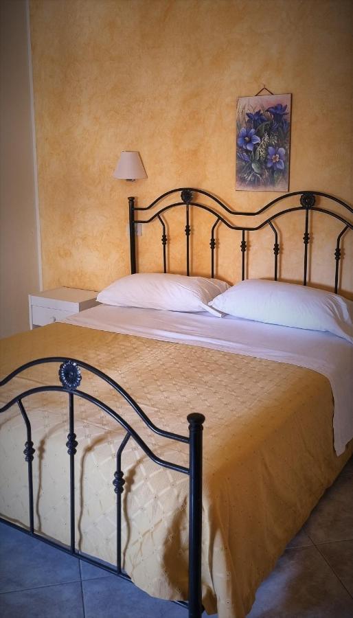 체팔루 Delle Rose B&B 외부 사진