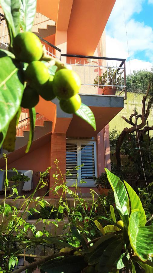 체팔루 Delle Rose B&B 외부 사진